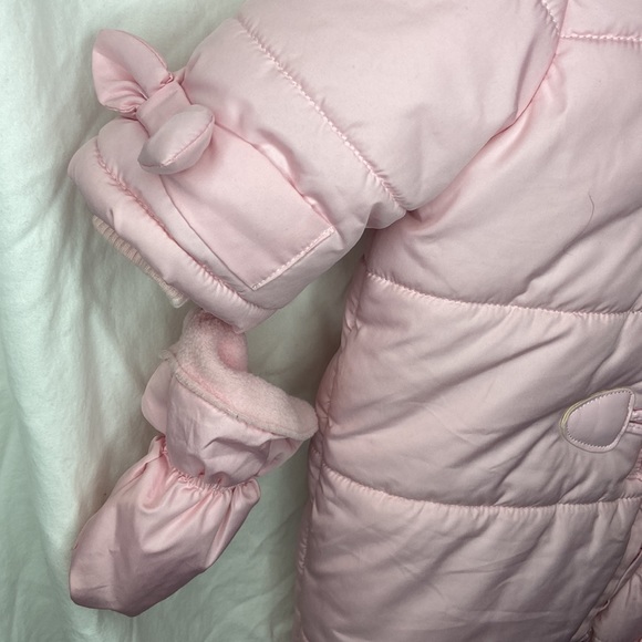 childrens Place Pink snow suit with ears bows and mitts 6-9 month - Picture 5 of 10